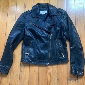 Michael Kors cropped black leather moto jacket w gold hardware EUC